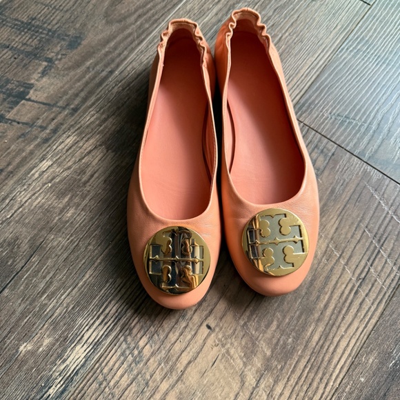 Tory Burch Claire Ballet Women's Flat Leather Shoes (Sweet Tooth / Gold) Size 6. - Picture 3 of 10